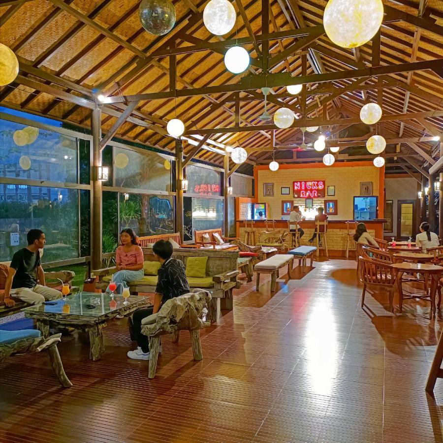 The Jayakarta Suites Komodo Flores Labuan Bajo Exterior foto